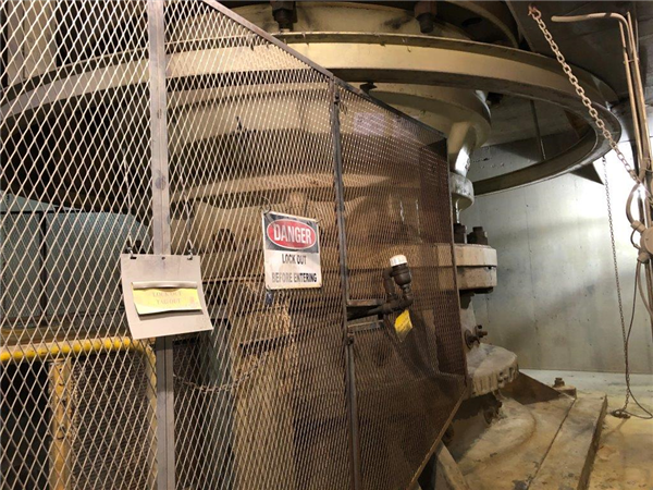 Allis Chalmers 42 X 65 Mk-i Superior Gyratory Crusher)